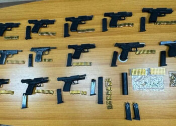 Το οπλοστάσιο των Τούρκων που συνελήφθησαν για τη διπλή ανθρωποκτονία στη Γλυφάδα