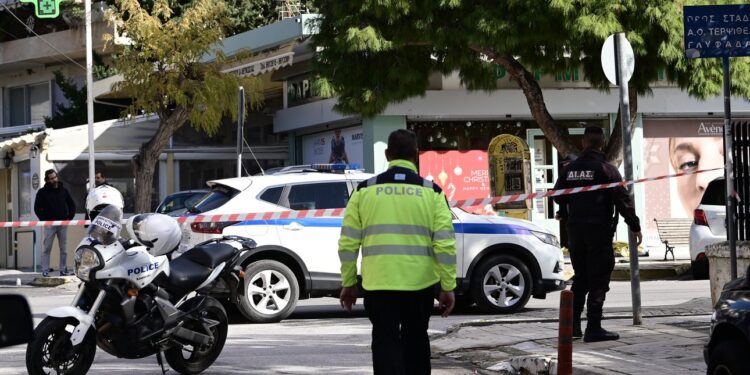 Συλλήψεις 13 Τούρκων μελών της συμμορίας που προκάλεσε το μακελειό στη Γλυφάδα