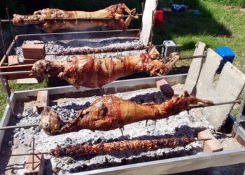 Πάσχα 2025: Κατά 15% με 20% ακριβότερος ο οβελίας