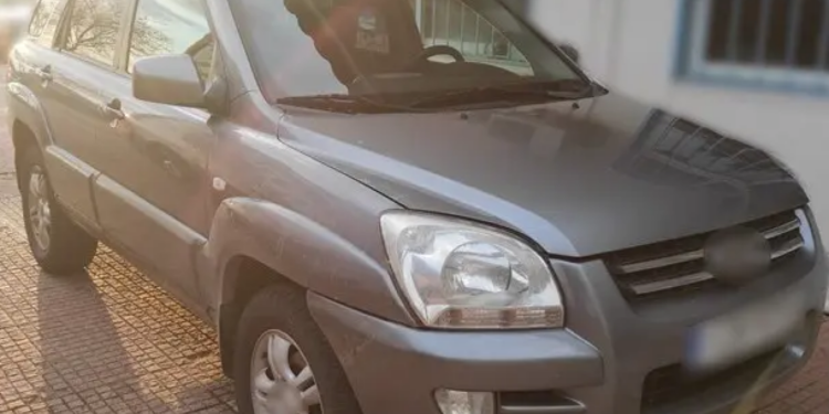 Χειροπέδες σε δύο διακινητές σε Ροδόπη και Έβρο – Μετέφεραν στην Ελλάδα 14 μη νόμιμους μετανάστες