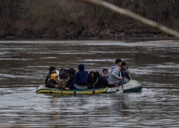 Πλωτά νέας γενιάς στη μάχη κατά των δουλεμπόρων στον ποταμό Έβρο
