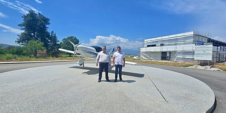 Επίσκεψη Αντιπεριφερειάρχη Ανάπτυξης, Επιχειρηματικότητας ΠΑΜΘ Αλ. Ιωσηφίδη στη σχολή εκπαίδευσης πιλότων Egnatia Aviation