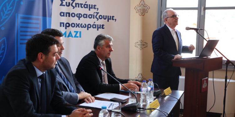 Ο Περιφερειάρχης Χριστόδουλος Τοψίδης στην εκδήλωση για την εθνική στρατηγική για την τοπική και περιφερειακή ανάπτυξη στην Π.Ε. Ξάνθης