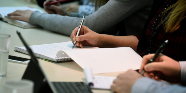 ΑΑΔΕ: Υποχρεωτική δήλωση ΙΒΑΝ για τις επιστροφές ΦΠΑ από 1 Ιουλίου